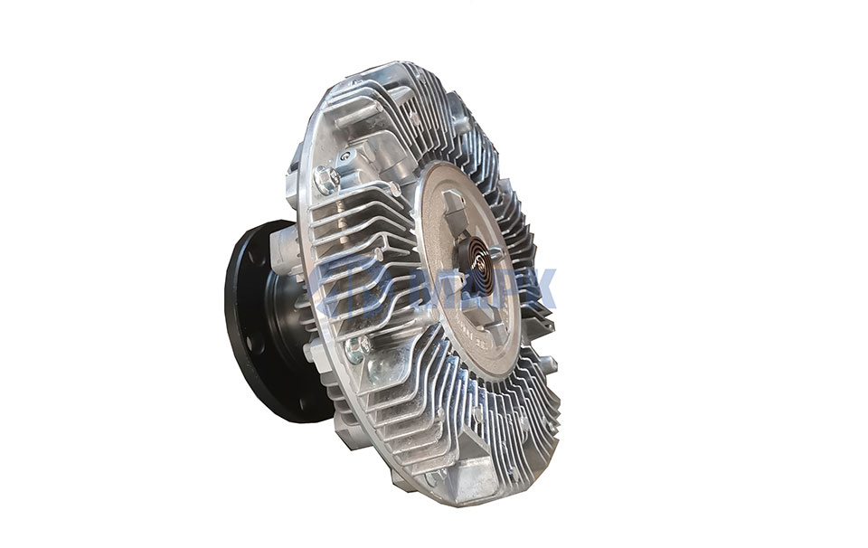 Муфта вязкостная а/м КАМАЗ в сборе с крыльчаткой вентилятора D704мм BorgWarner
