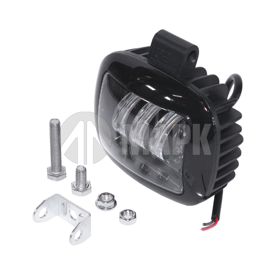 Фара противотуманная OFF-Road (ЛИНЗА, 3 диода, направленный свет) 12/24V 27W (133х55х113)